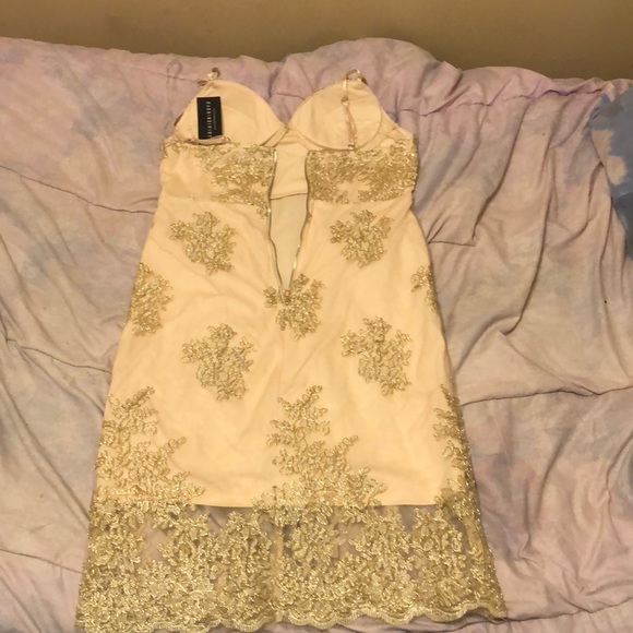 Goldish cream dress - Picture 2 of 2